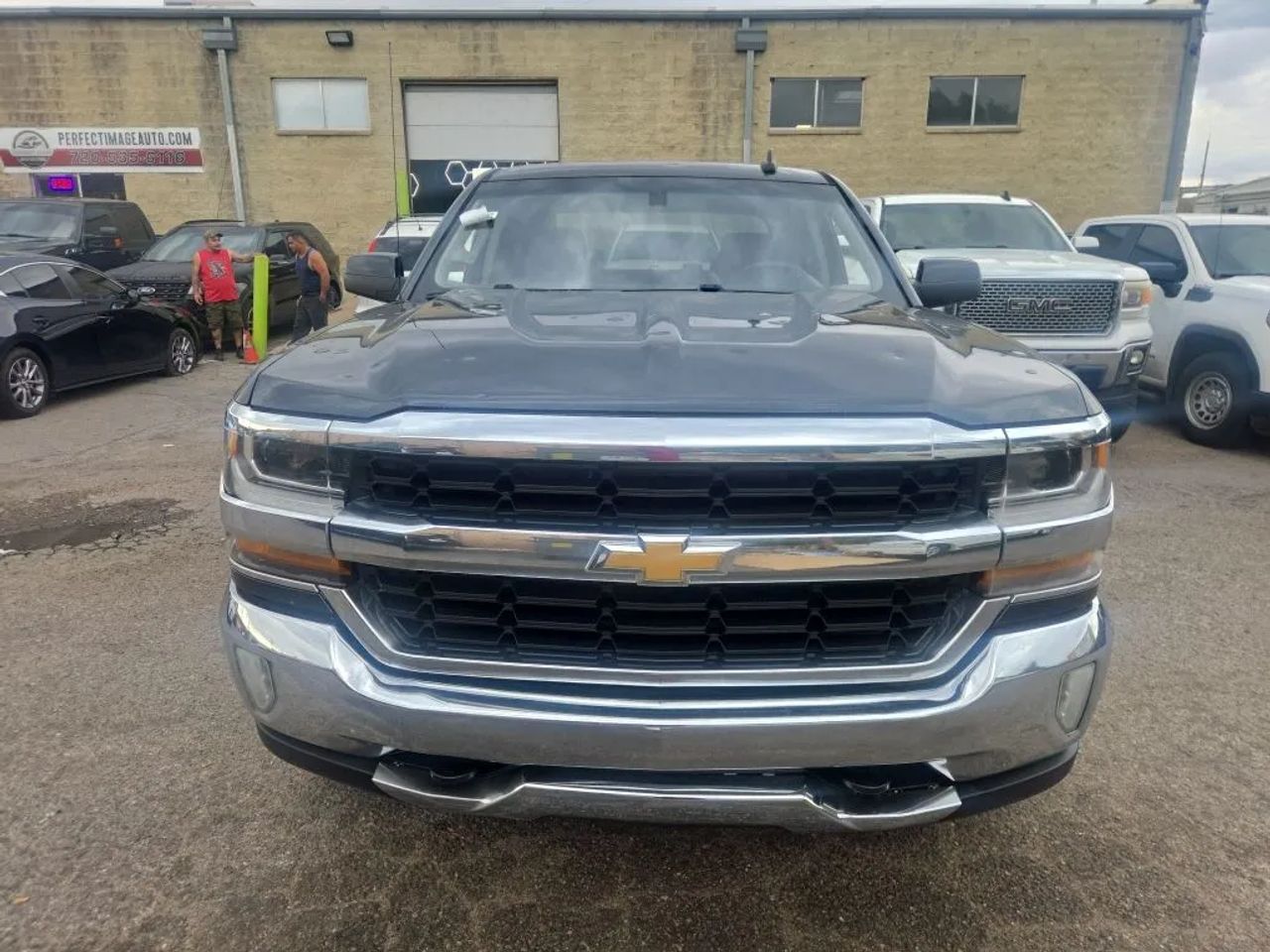 chevrolet silverado 1500 2017 3GCUKREC1HG354197 image chevrolet silverado 1500 2017 3GCUKREC1HG354197 image